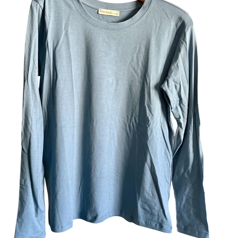 Zenana Outfitters Blue Long Sleeve Tee